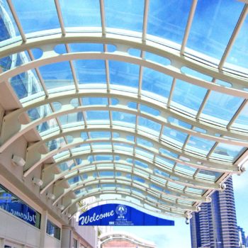 lưu ý khi thi công tấm nhựa lấy sáng