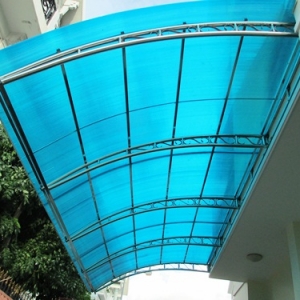 Hướng dẫn thi công tấm nhựa lấy sáng Polycarbonate