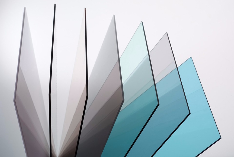 Giá tấm nhựa lấy sáng phẳng cao cấp