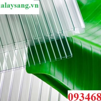 tấm nhựa lấy sáng polycarbonate