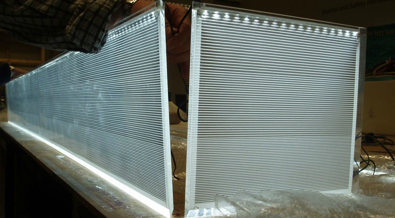 tấm nhựa lấy sáng poly thay kính